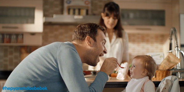 E BEBEK / HEP YANIMDA