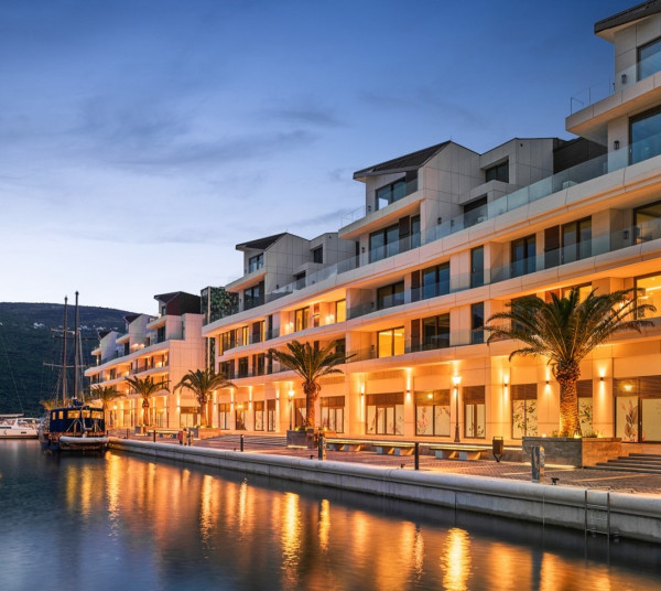 PORTONOVI RESORT / INTERIOR -EXTERIOR